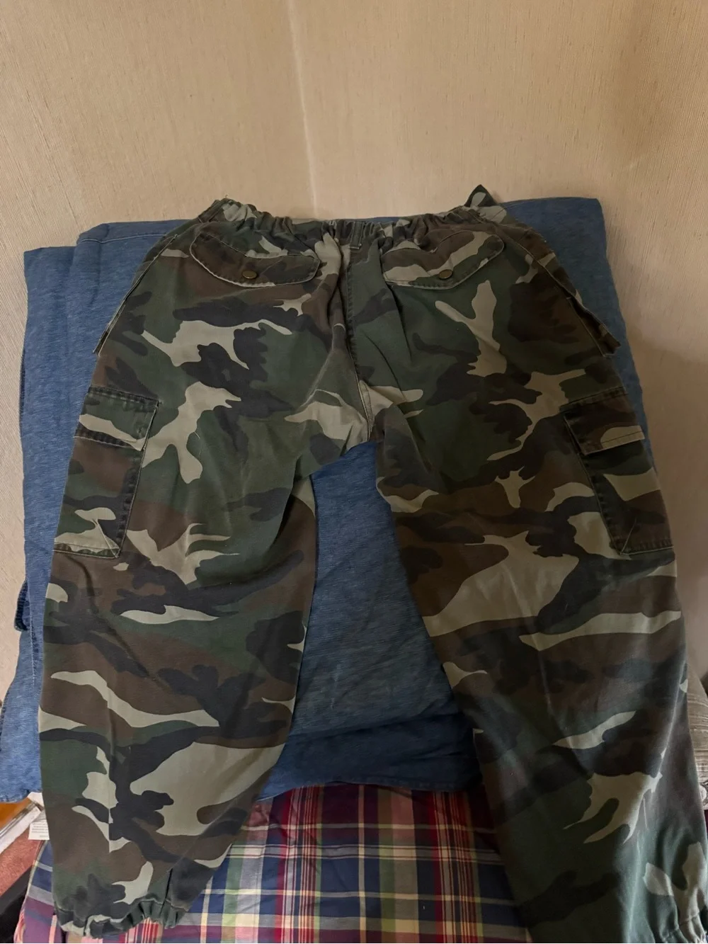Men's Camo Cargo Pants - Green Woodland Camouflage